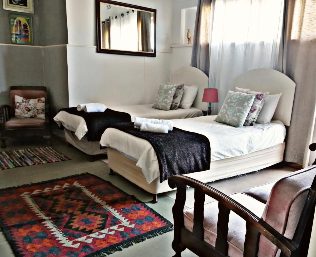 Suzie'S Coffee Shop Accommodation Bellville Ngoại thất bức ảnh